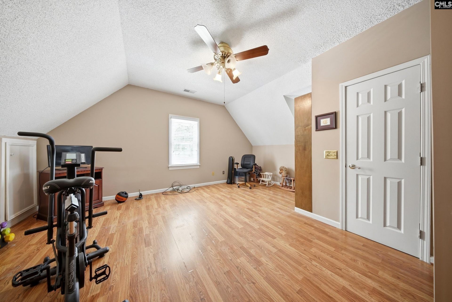 312 Columbia Club Drive E Photo 20