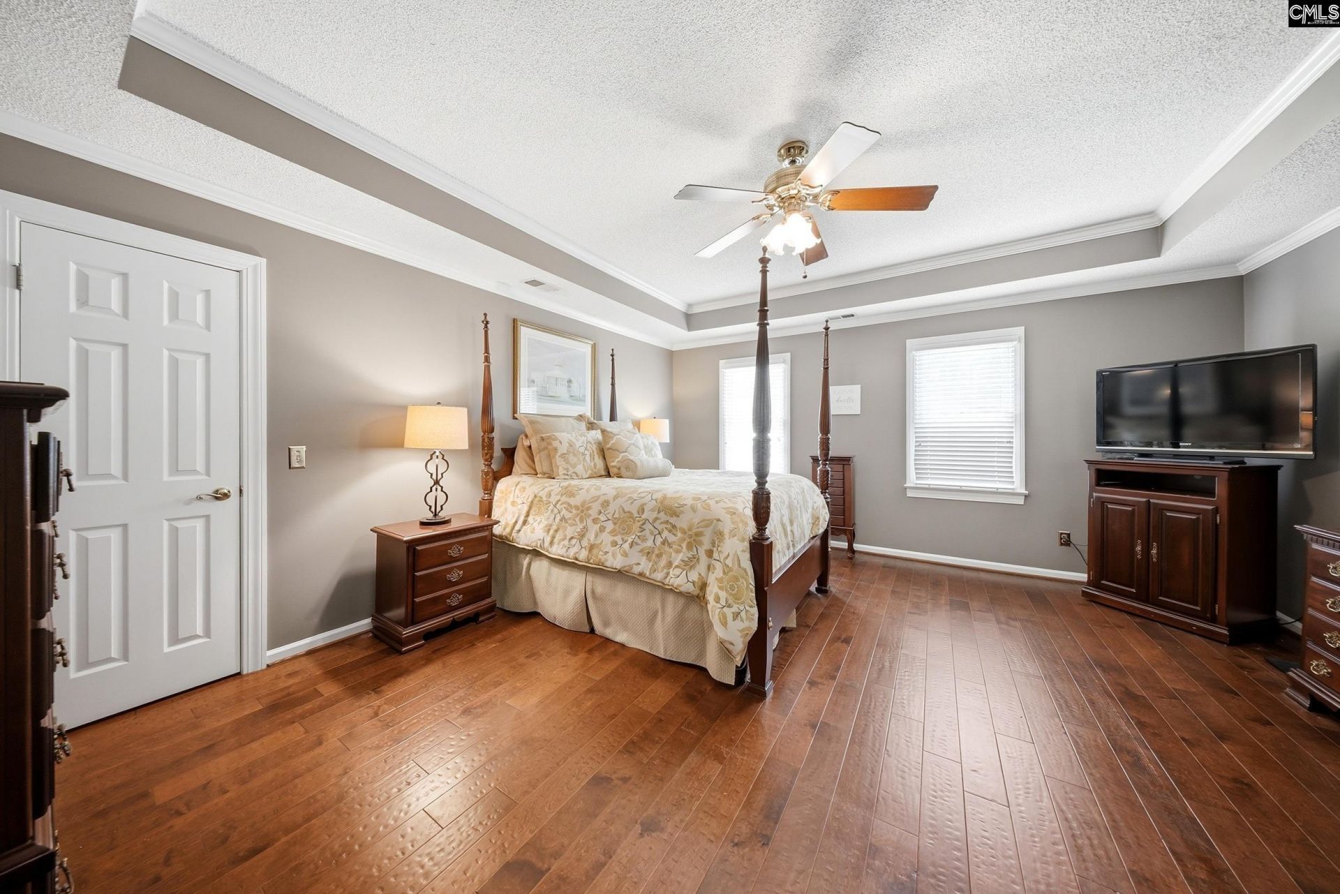 312 Columbia Club Drive E Photo 24
