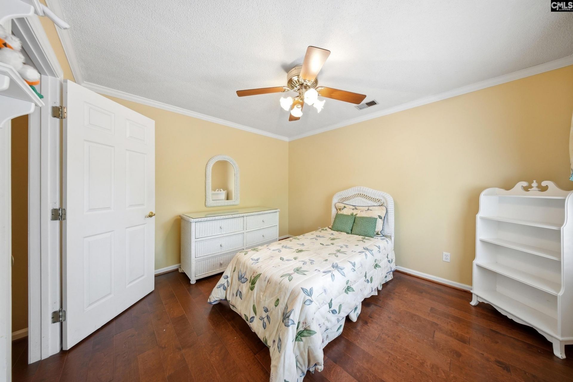 312 Columbia Club Drive E Photo 29