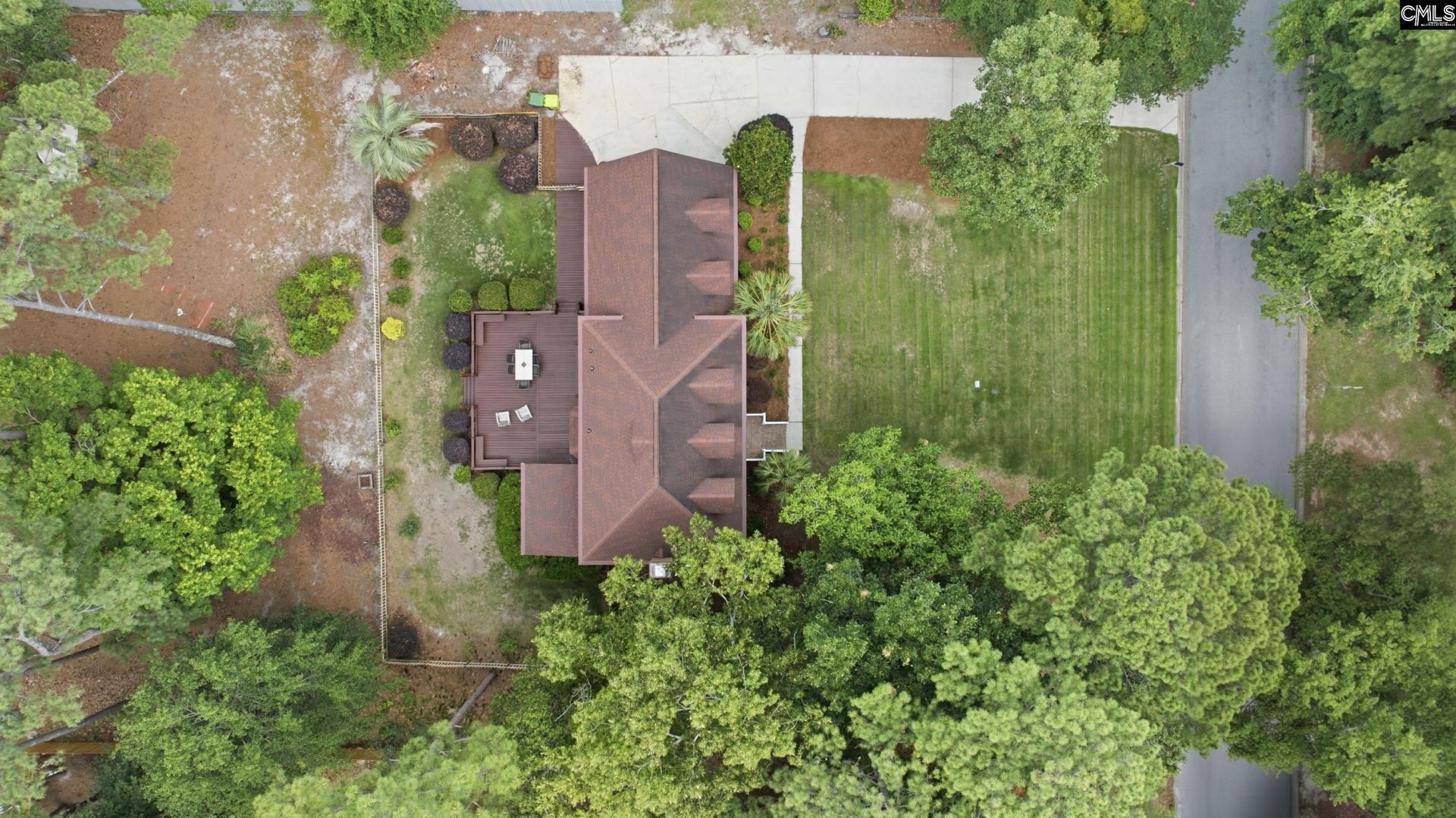 312 Columbia Club Drive E Photo 47