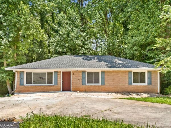 4049 Green Oak Drive, Atlanta, GA 30340