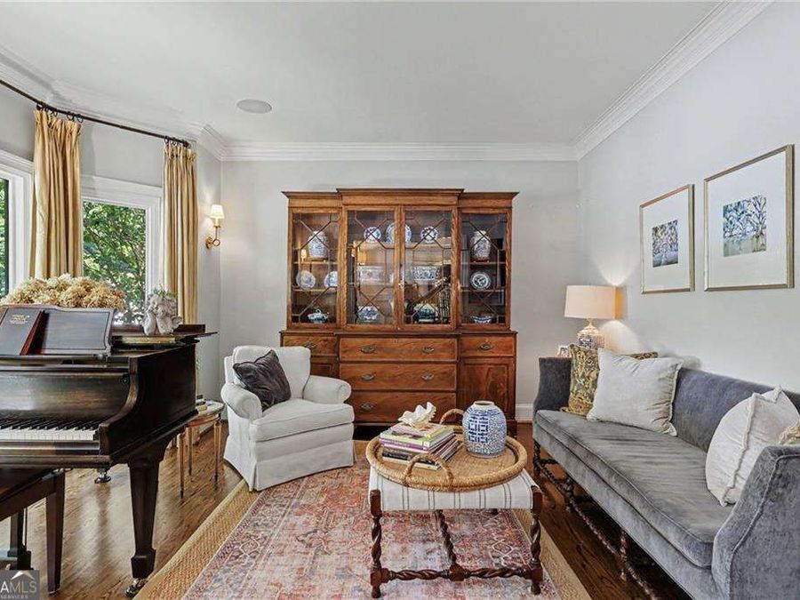 Property Image 8