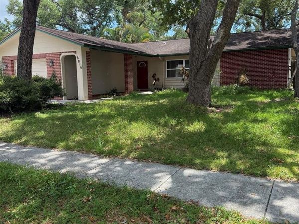 6816 CIRCLECREEK DRIVE , PINELLAS PARK, FL 33781