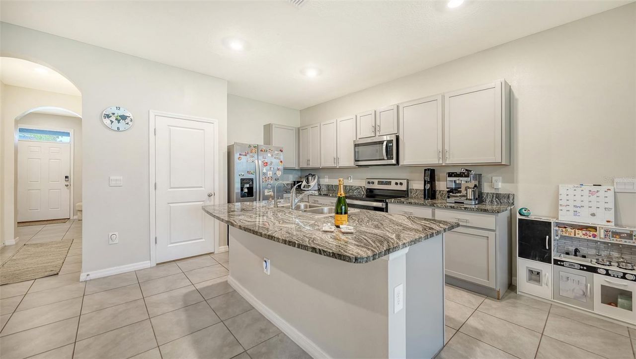 8777 Milestone Drive, Sarasota, FL 34238 Photo