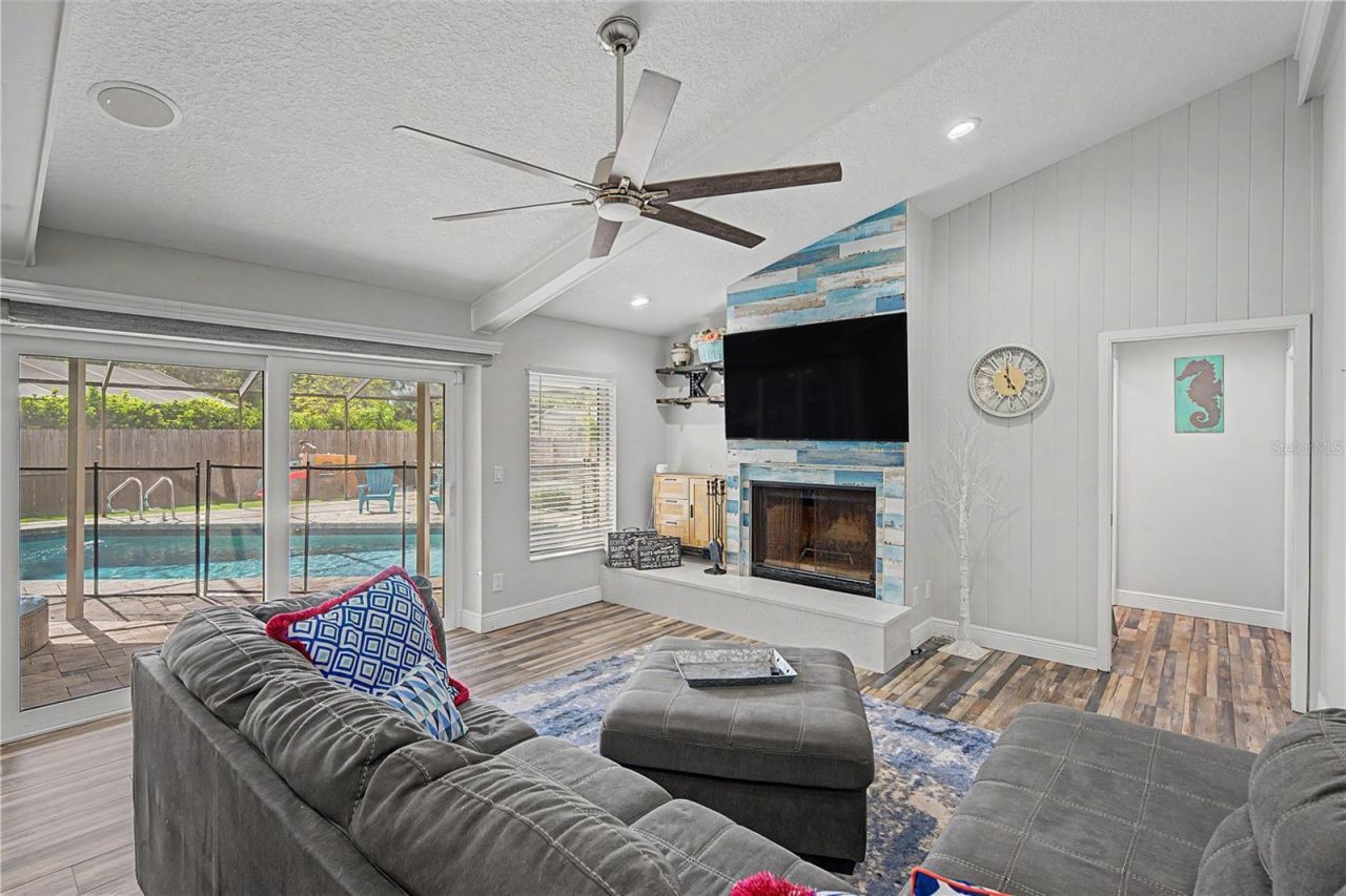 2717 Redford Court E, Clearwater, FL 33761 Photo