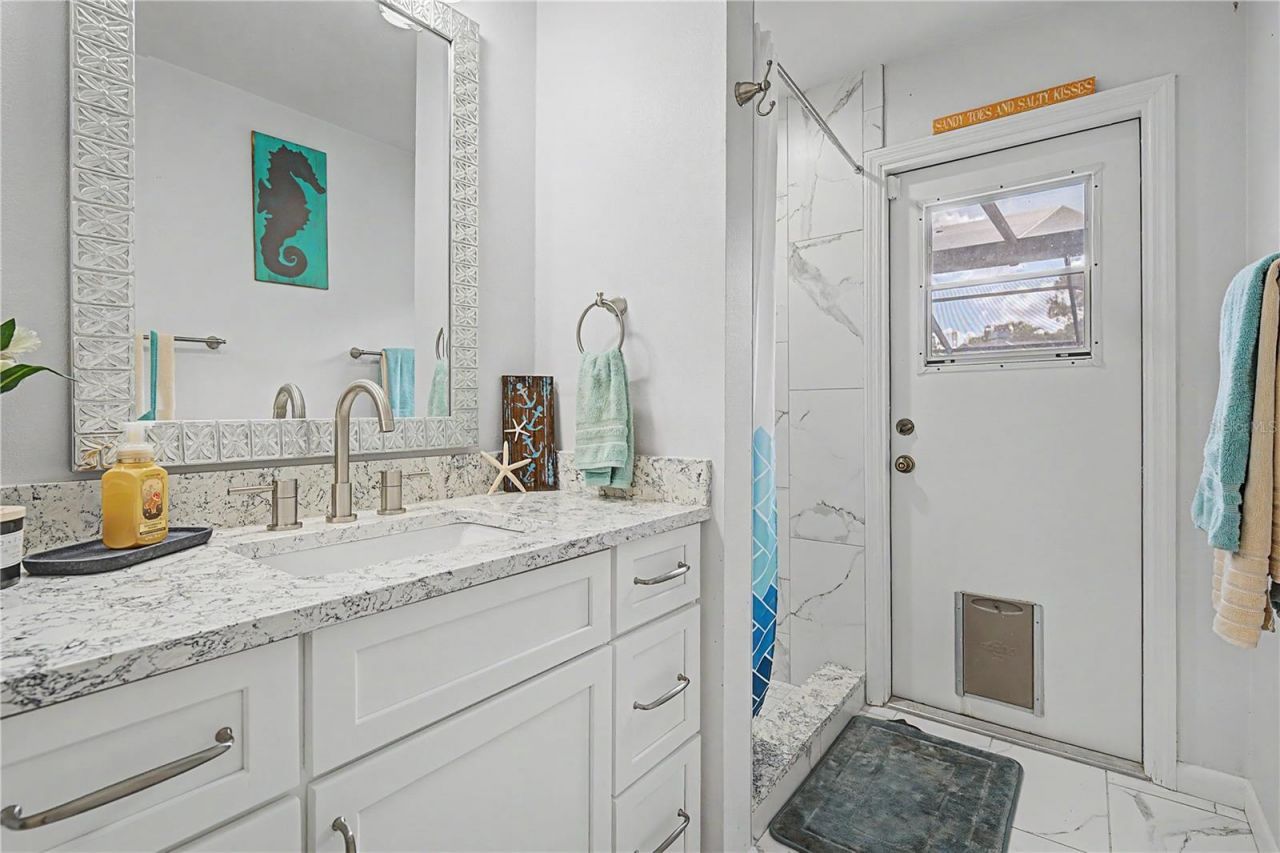 2717 Redford Court E, Clearwater, FL 33761 Photo