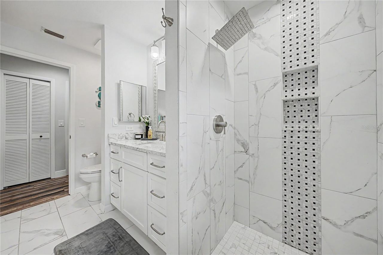 2717 Redford Court E, Clearwater, FL 33761 Photo