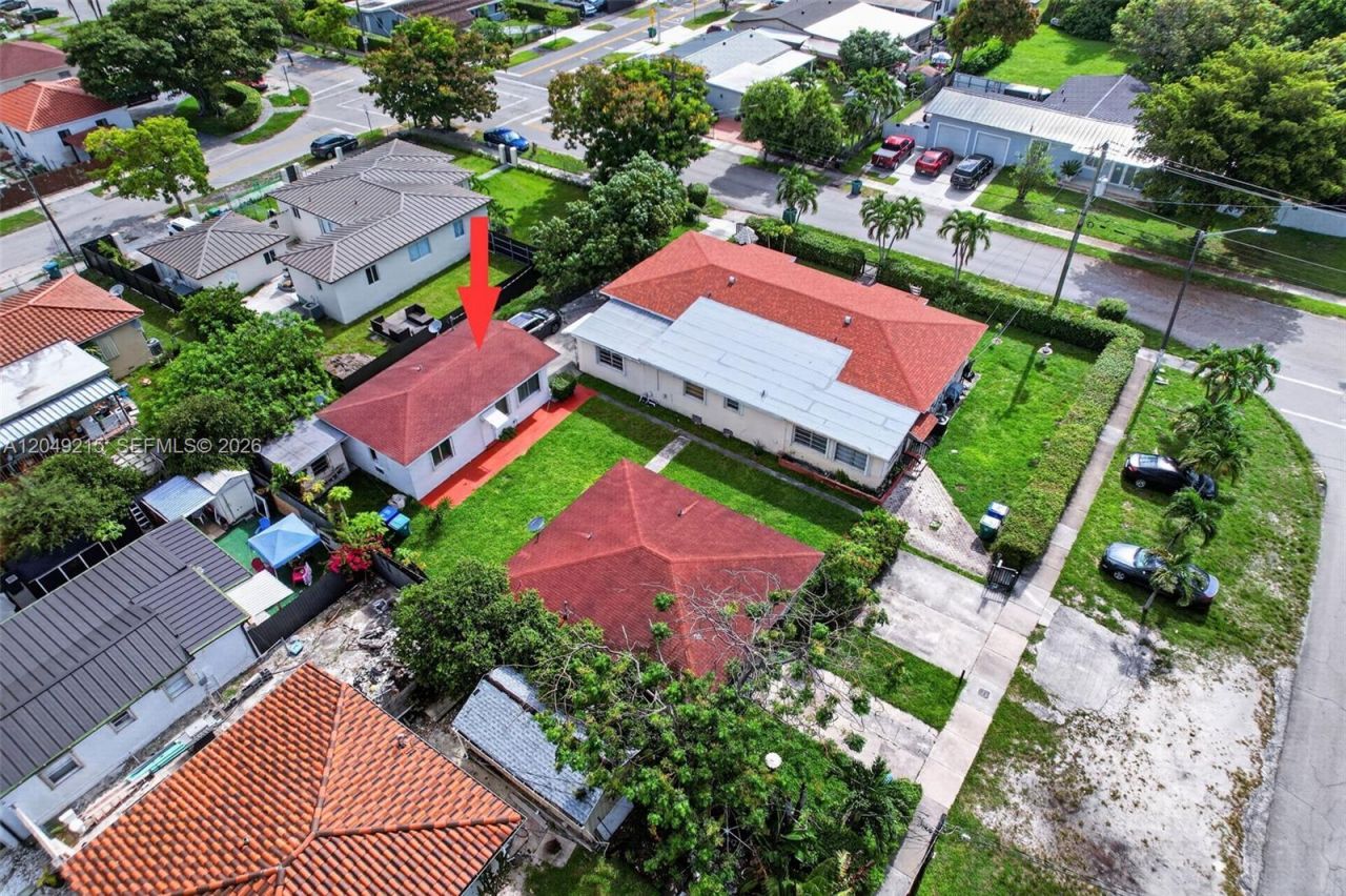 3205 NW 3rd St , Unit 3205, Miami, FL 33125 Photo