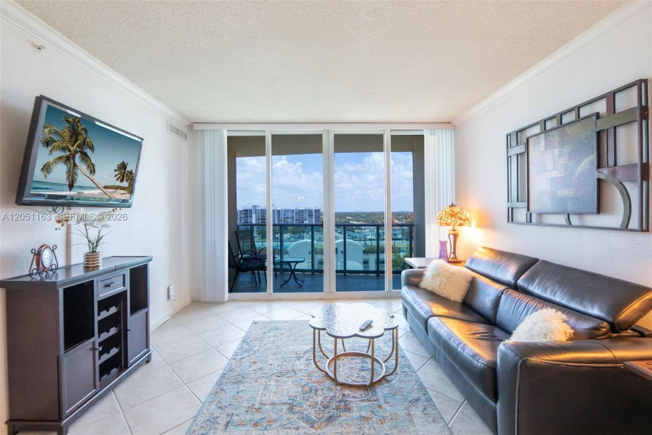 2501 S Ocean Dr , Unit 828, Hollywood, FL 33019 Photo