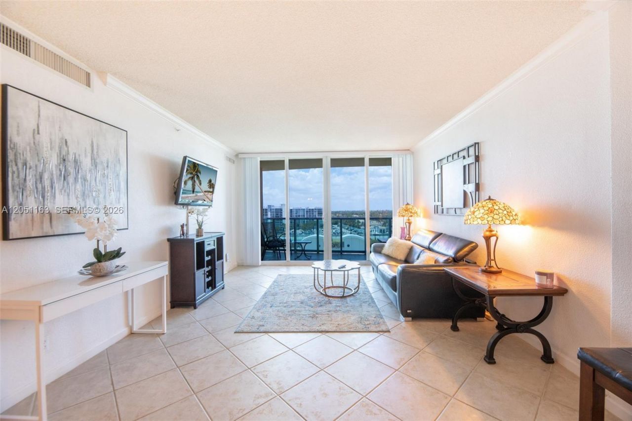 2501 S Ocean Dr , Unit 828, Hollywood, FL 33019 Photo