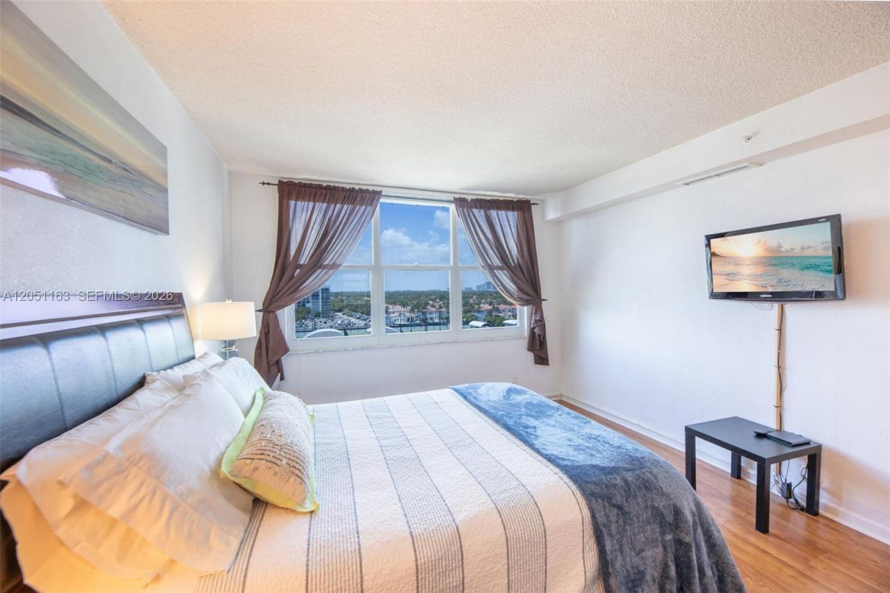 2501 S Ocean Dr , Unit 828, Hollywood, FL 33019 Photo