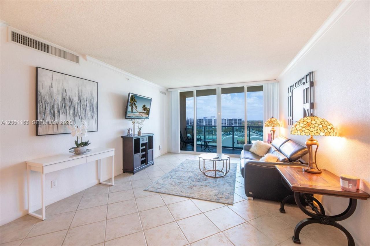 2501 S Ocean Dr , Unit 828, Hollywood, FL 33019 Photo