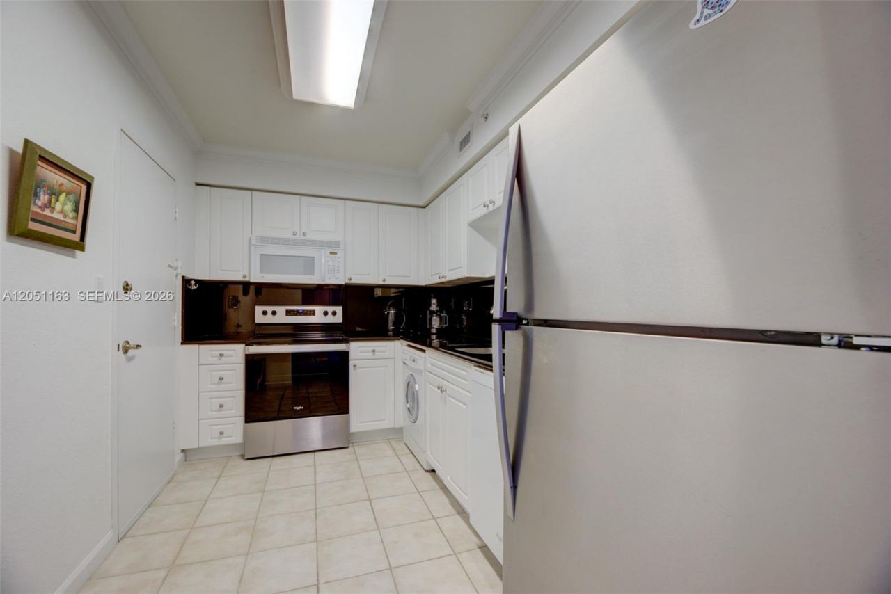 2501 S Ocean Dr , Unit 828, Hollywood, FL 33019 Photo