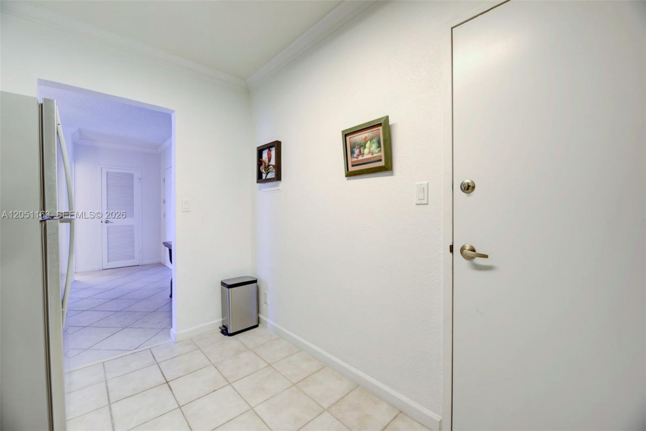 2501 S Ocean Dr , Unit 828, Hollywood, FL 33019 Photo