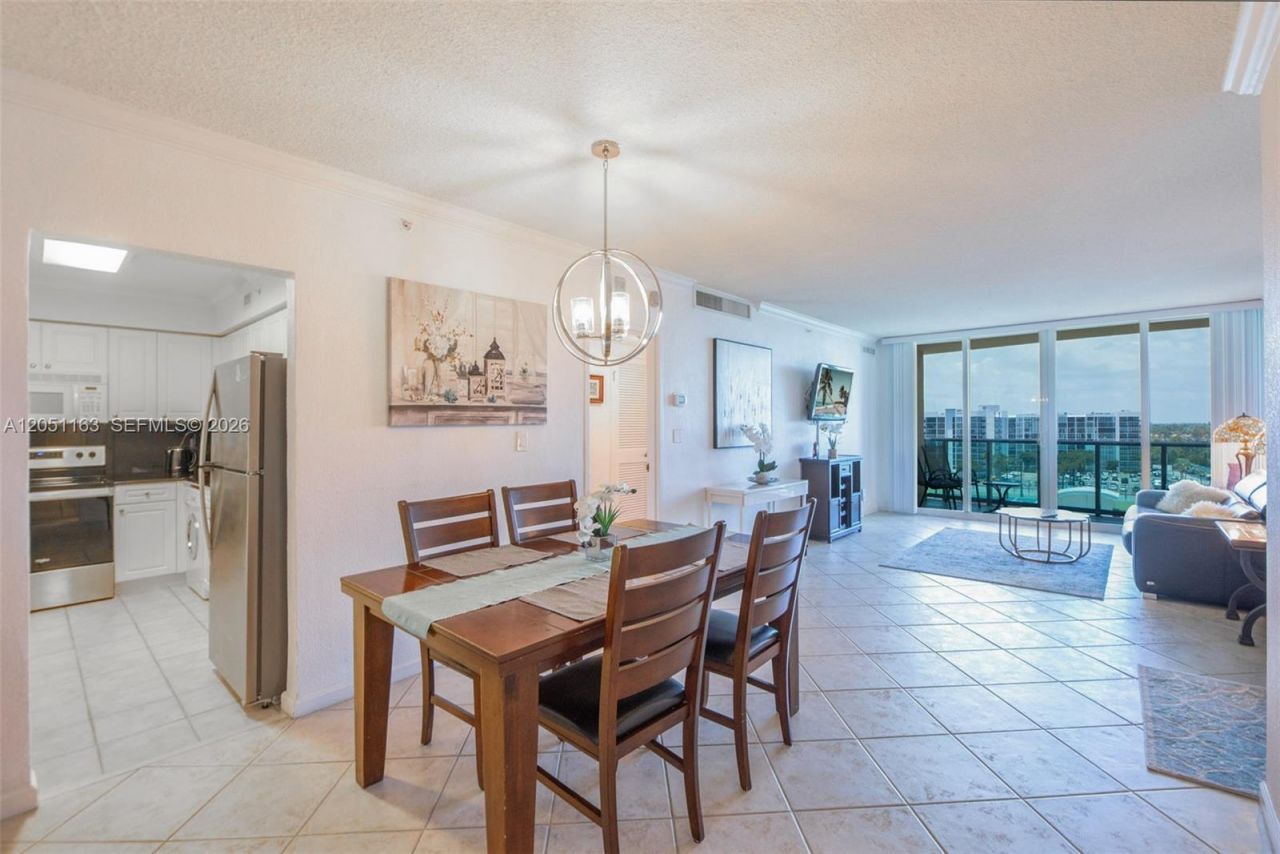 2501 S Ocean Dr , Unit 828, Hollywood, FL 33019 Photo