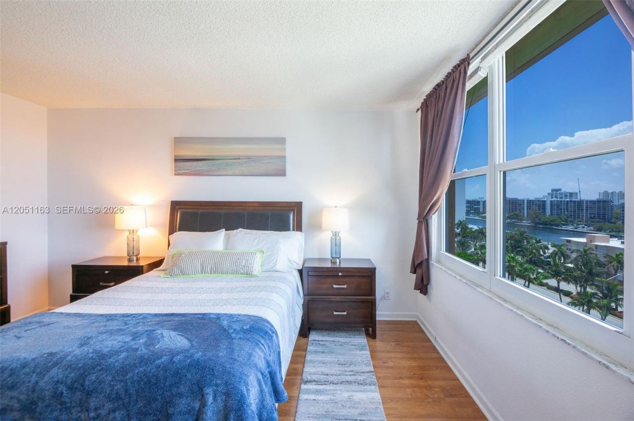 2501 S Ocean Dr , Unit 828, Hollywood, FL 33019 Photo