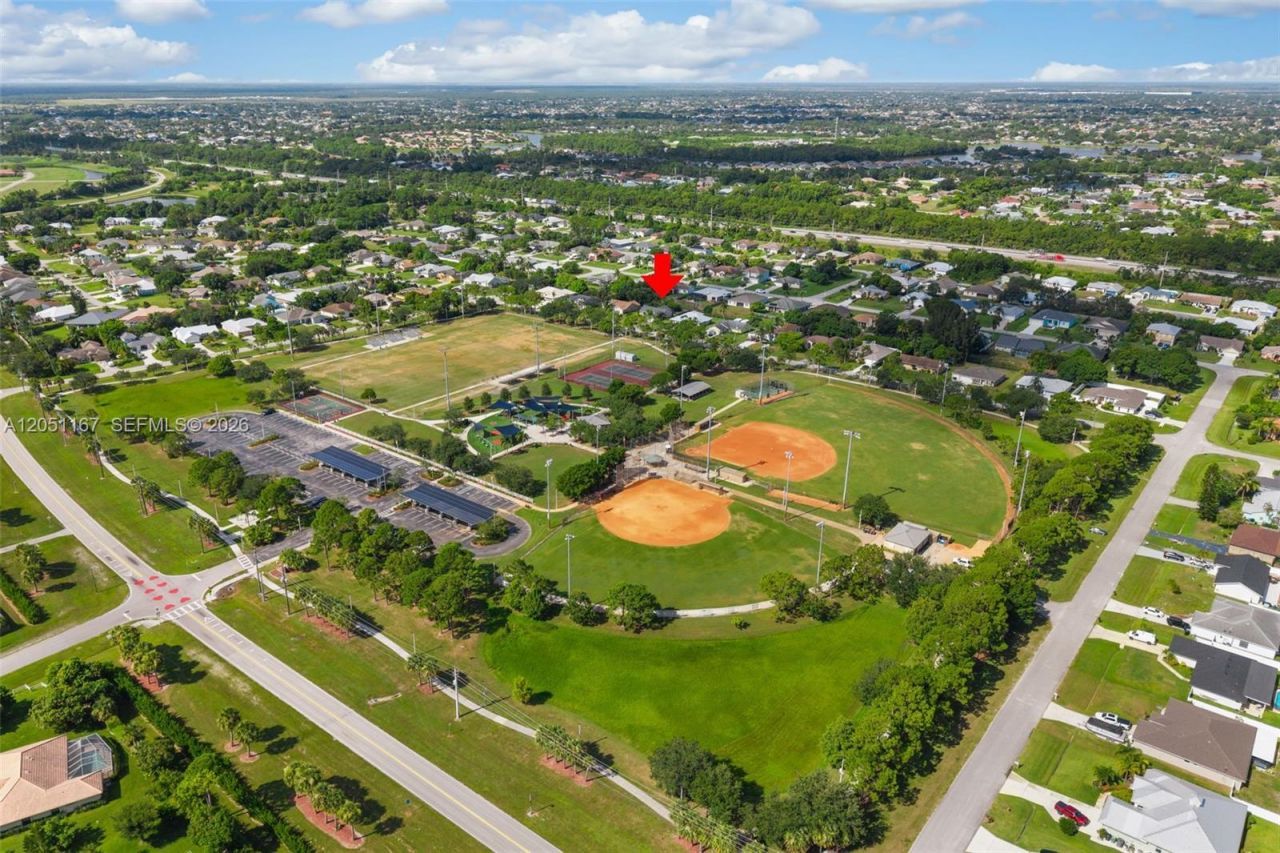 3257 SE Pinto St, Port Saint Lucie, FL 34984 Photo