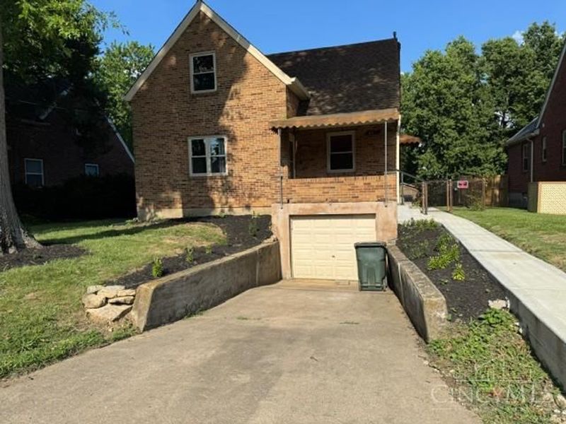 6330 Elbrook Avenue, Golf Manor, OH 45237 Photo 1