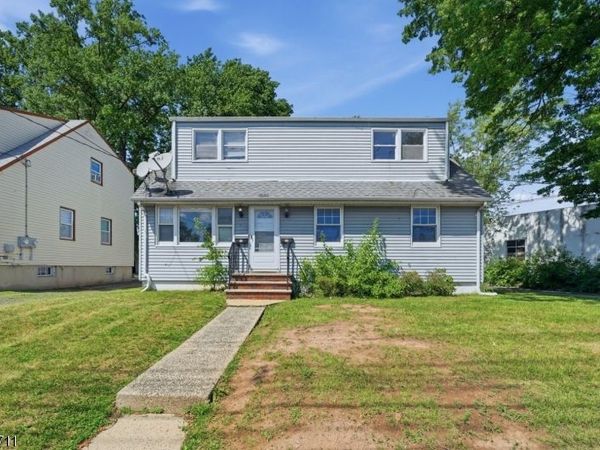 10 N Washington Ave, Woodbridge, NJ 07067