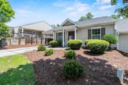 211 Philmont Drive  photo 4