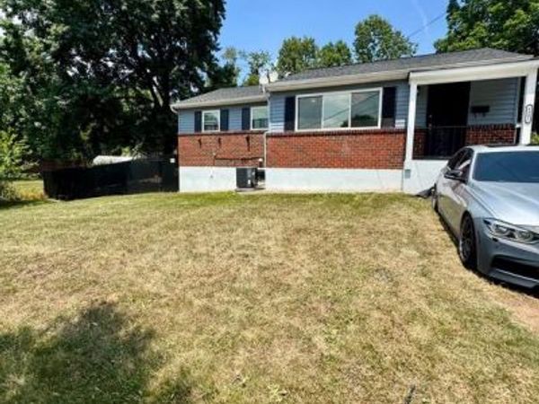 6902 VALLERY STREET, RIVERDALE, MD 20737