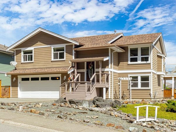 1719 Robert St, Crofton, BC V0R 1R0