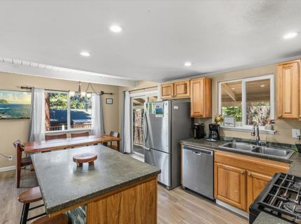 1940 Apache Avenue, South Lake Tahoe, CA 96150 Photo