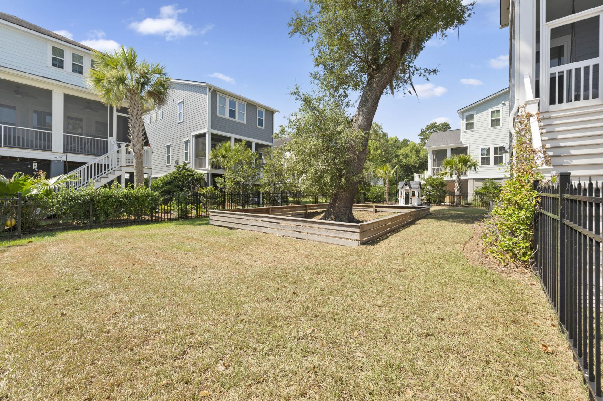 2409 Georgia Guard Drive Photo 32