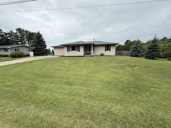 1400 Perry Street, Manistee, MI 49660