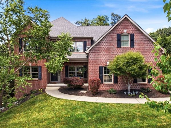 311 Riva Ridge Dr, Cranberry Twp, PA 16066