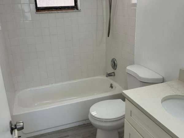 1081 SE Monterey Road, Unit 3-12, Stuart, FL 34994