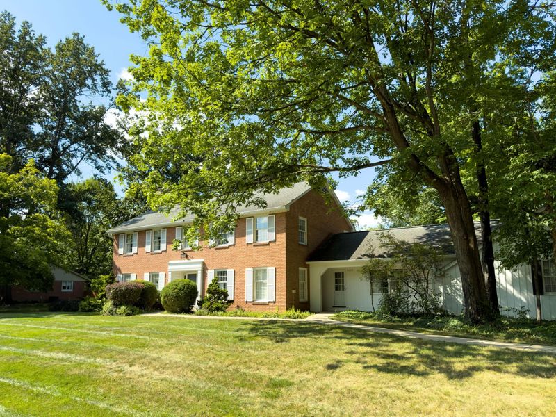 6010 Forestview Drive, Columbus, OH 43213 Photo 3