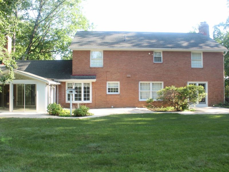 6010 Forestview Drive, Columbus, OH 43213 Photo 4