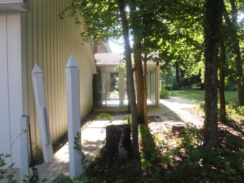 6010 Forestview Drive, Columbus, OH 43213 Photo 6