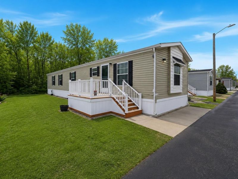 289 Redwood Drive, Marysville, OH 43040 Photo 2