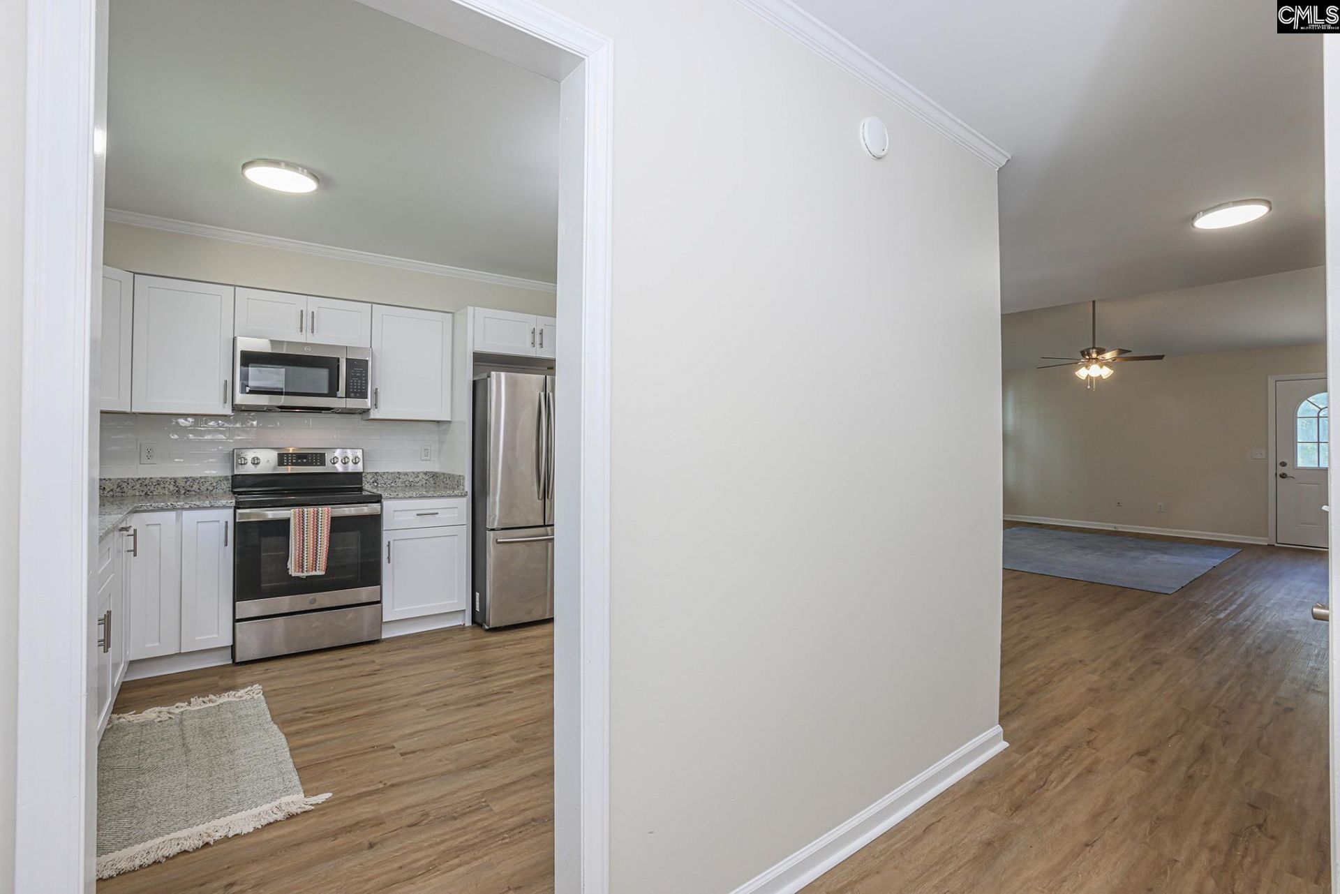 76 N Lake Pointe Drive Photo 14