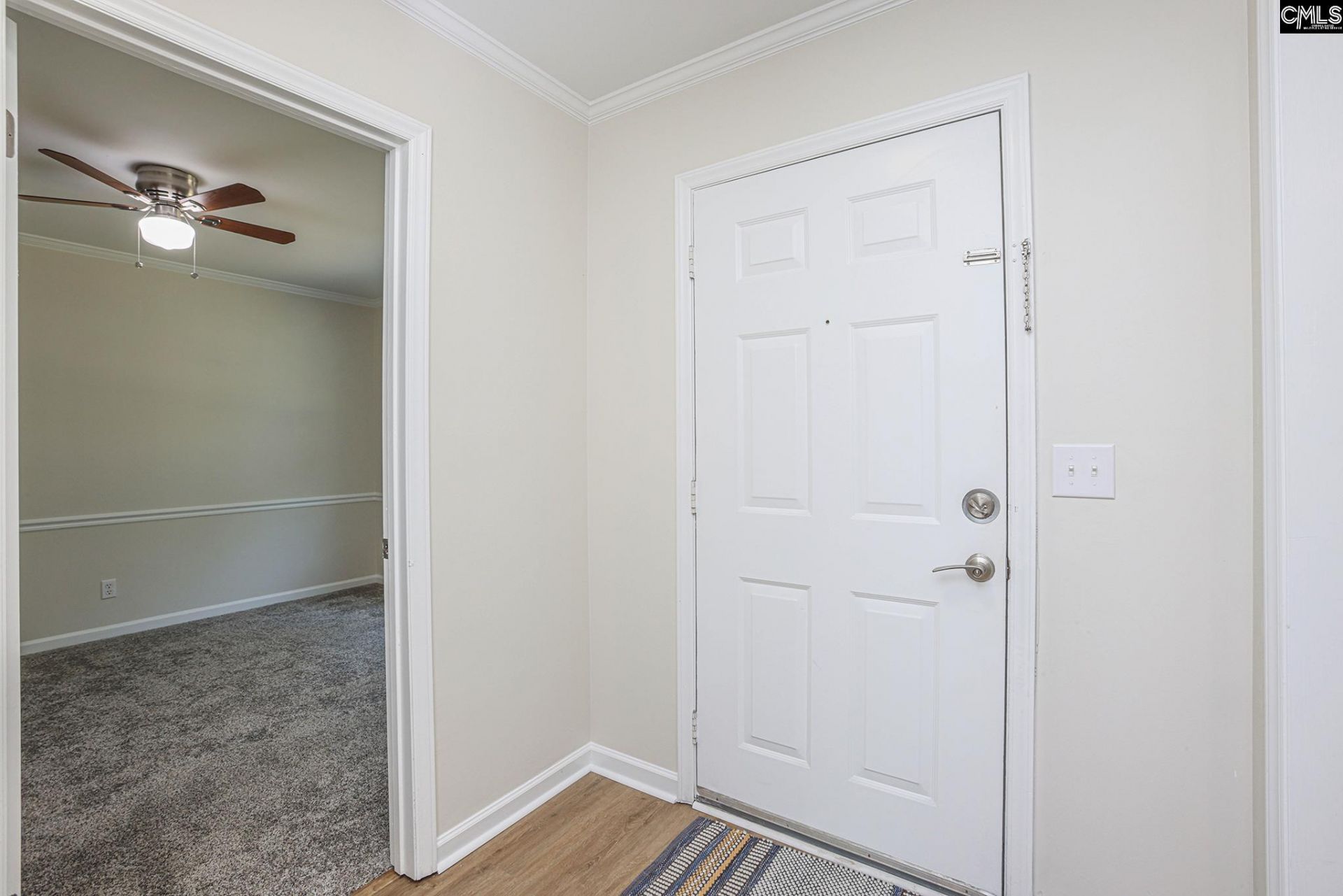 76 N Lake Pointe Drive  Photo 15