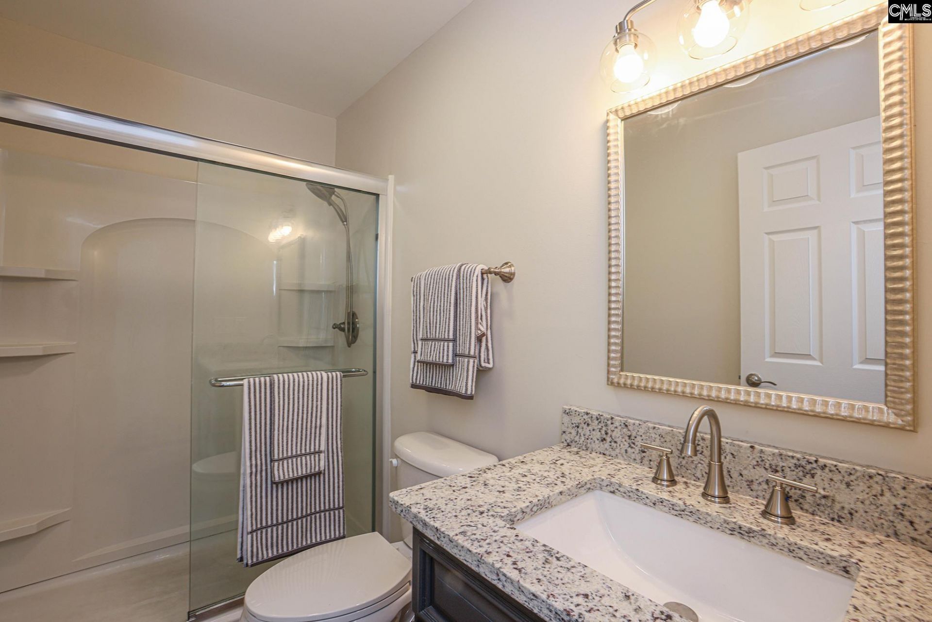 76 N Lake Pointe Drive  Photo 28