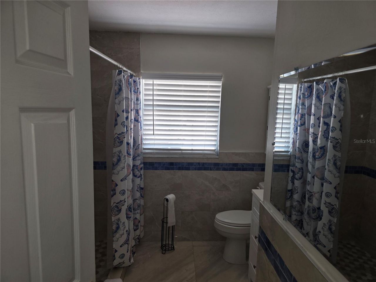 537 Melody Circle, Sarasota, FL 34237 Photo