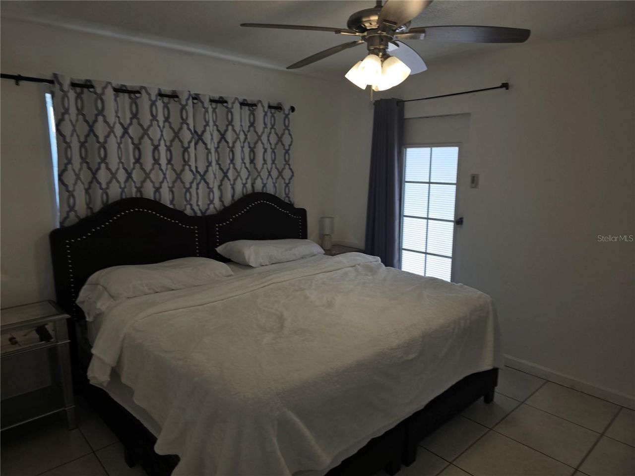 537 Melody Circle, Sarasota, FL 34237 Photo
