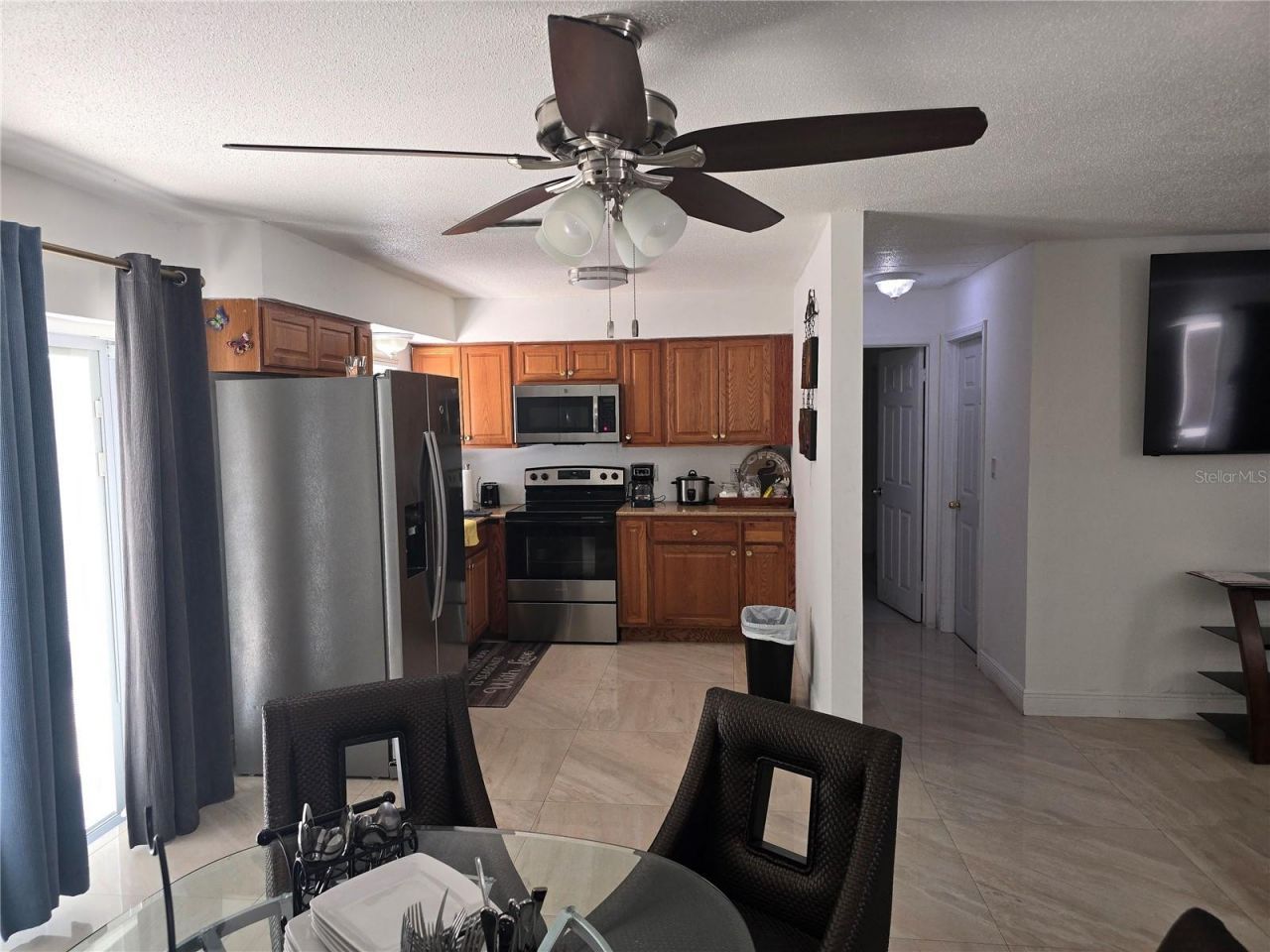 537 Melody Circle, Sarasota, FL 34237 Photo