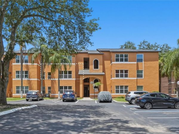 4532 COMMANDER DRIVE , Unit 2121, ORLANDO, FL 32822