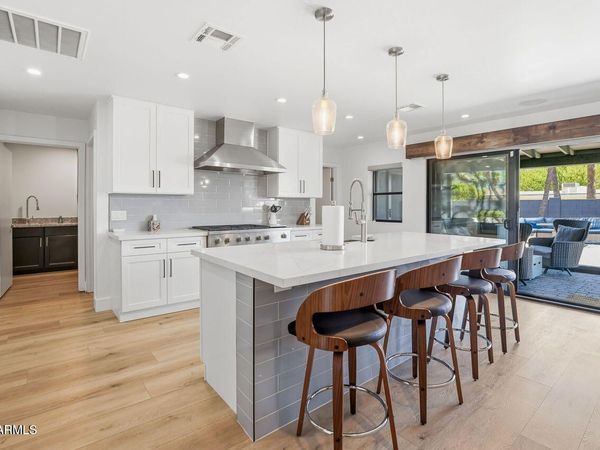 6729 E JEAN Drive, Scottsdale, AZ 85254