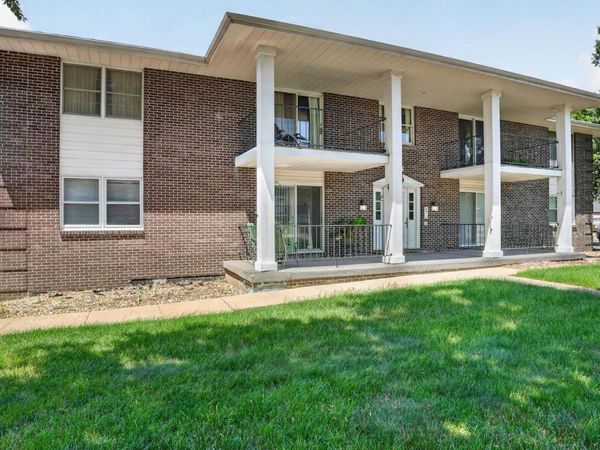 766 Russell Road, Unit 3, Waterloo, IA 50701
