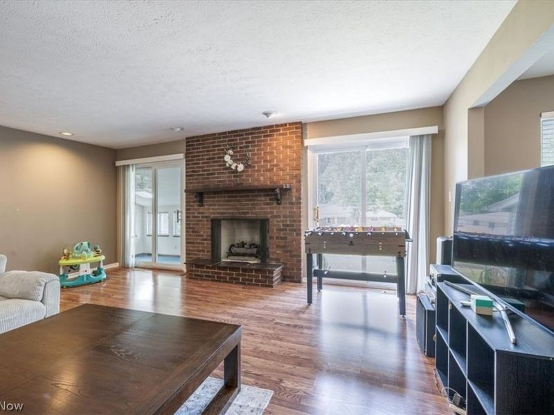 6966 Anthony Lane, Parma Heights, OH 44130 Photo 11