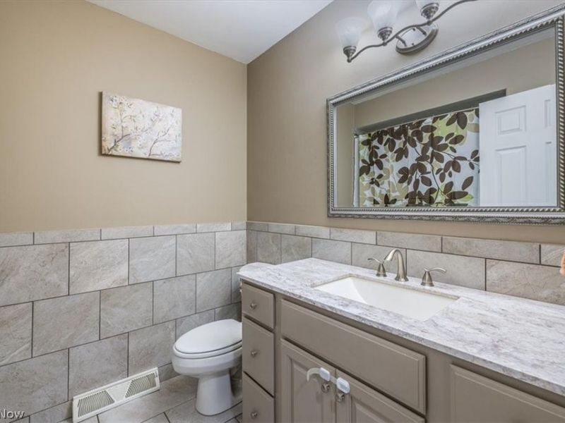6966 Anthony Lane, Parma Heights, OH 44130 Photo 16