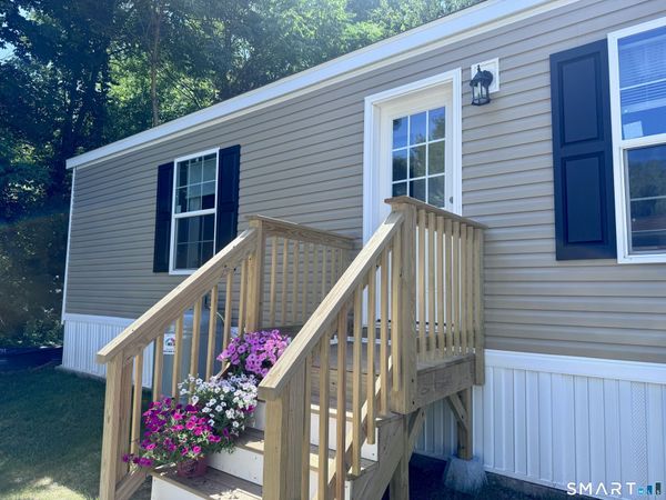 11 School Ground, Unit 13, Branford, CT 06405
