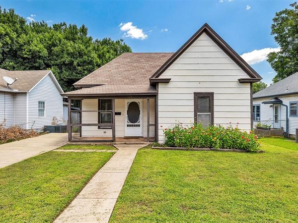 617 S Roberts Avenue, El Reno, OK 73036