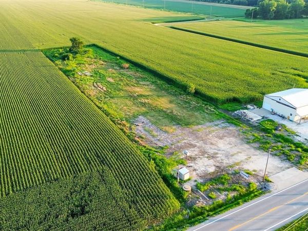 1059 State Route 16, Eldred, IL 62027