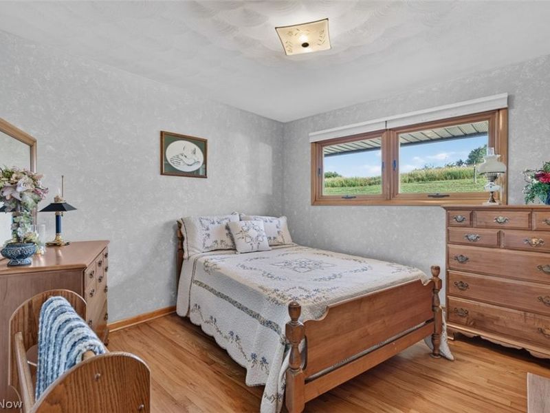 9015 Mapleton Street SE, East Canton, OH 44730 Photo 20